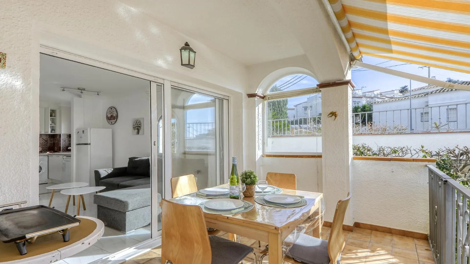 Jardins 3 1 Bjs 3 Roses - Immo Barneda Apartman